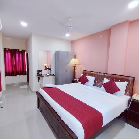 Hotel Prime Classic Shamshabad Ngoại thất bức ảnh
